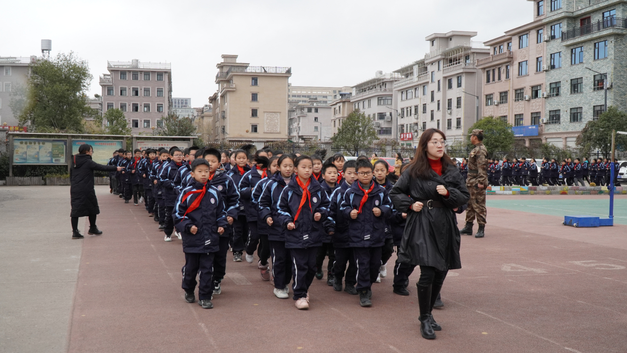 湖田小学:"跑"出精神风貌,"跑"出健康体魄