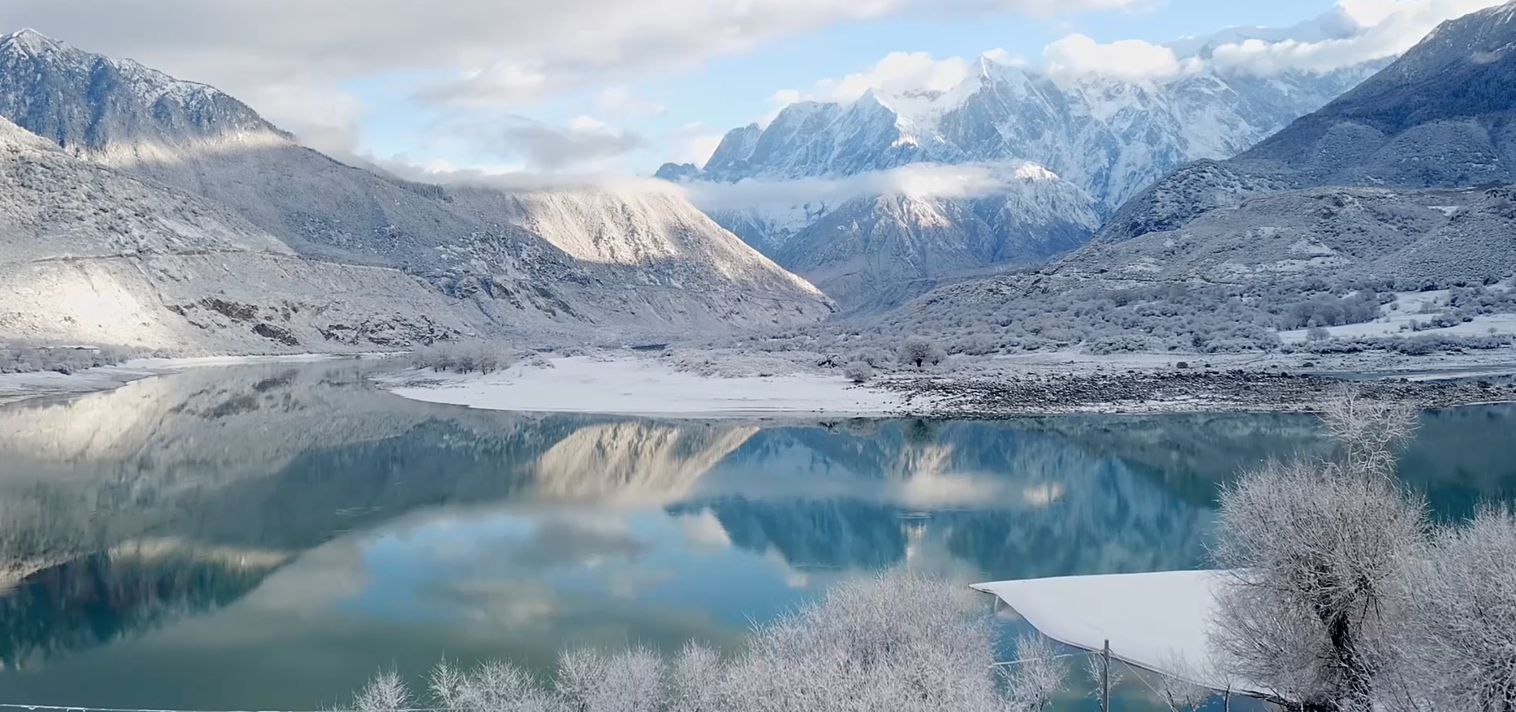 下大雪的风景图片图片