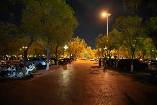 夜游嘉峪关丨灯火阑珊 那些你不可错过的夜生活地标