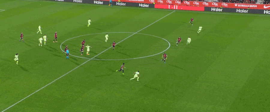 西甲-拉菲尼亚双响德容破门 巴萨5-1马略卡_巴塞罗那客场5-1大胜马略卡 西甲第19轮 亚马尔两脚精准传球带来两粒进球