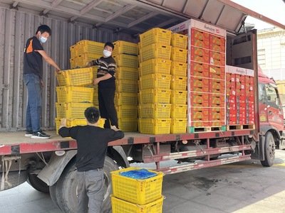 私人货车拉水果走高速收费吗?