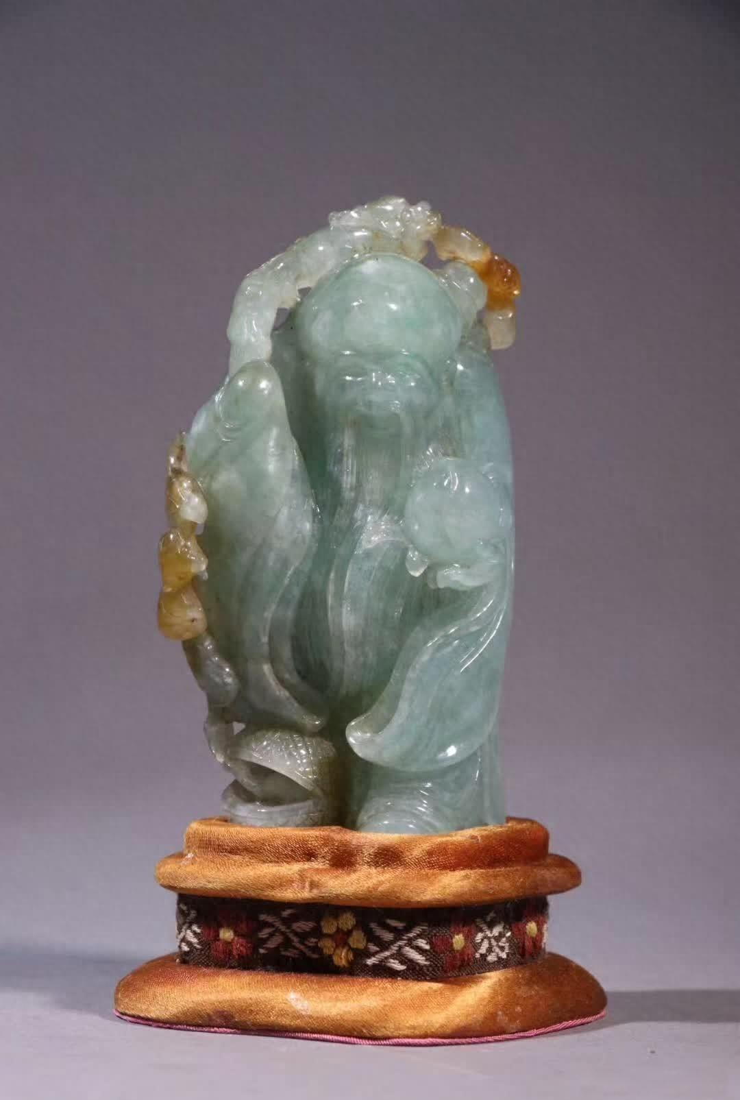 清代翡翠寿星摆件的工艺与文化魅力