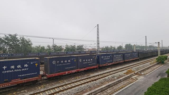 石家庄车辆段货运增"辆"提运力