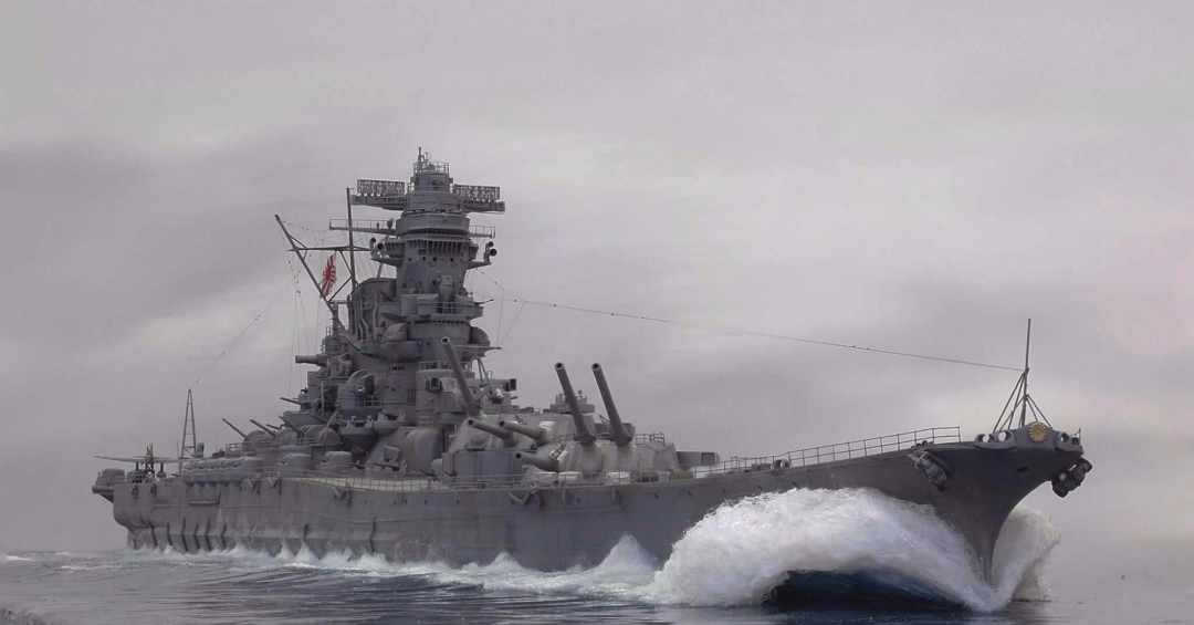 大和级战列舰和052d驱逐舰,来一场较量,谁能取胜?