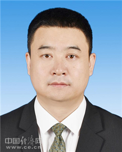 姚永福,谢立品,卢峰任钦州市副市长(简历)