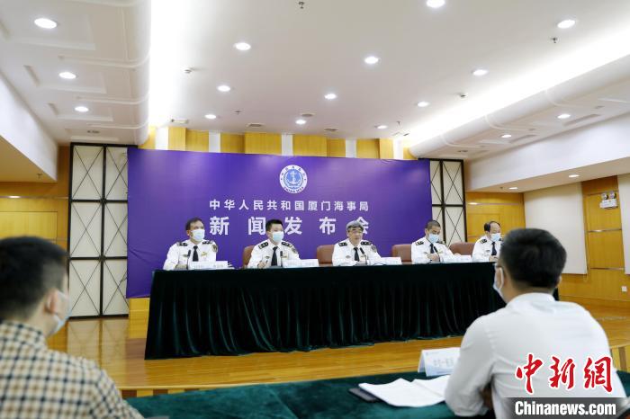 厦门海事局推出"一条龙"服务 惠企纾困添动能