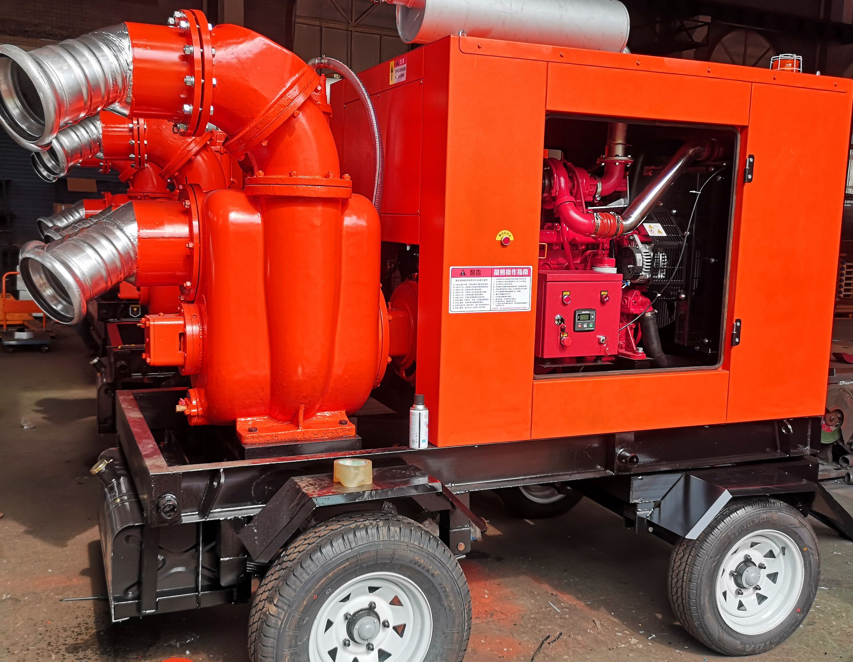 拖车式防汛强力排涝泵车