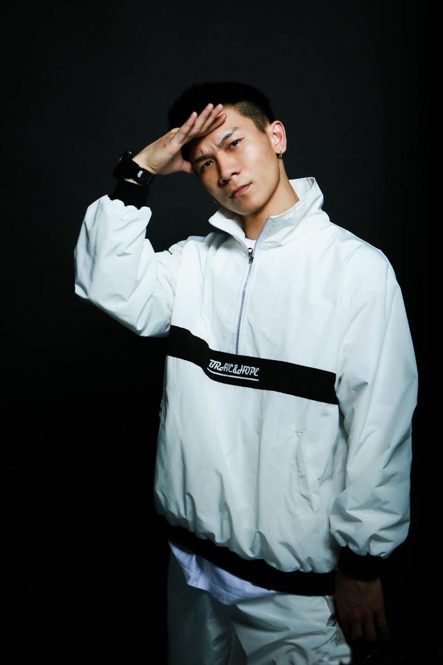 《这就是街舞》有体操运动员出身的b boy?难怪会被误认为是抄袭