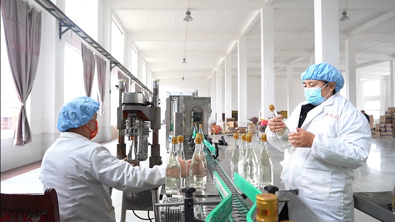 石阡大关酒业奋力冲刺全年生产任务