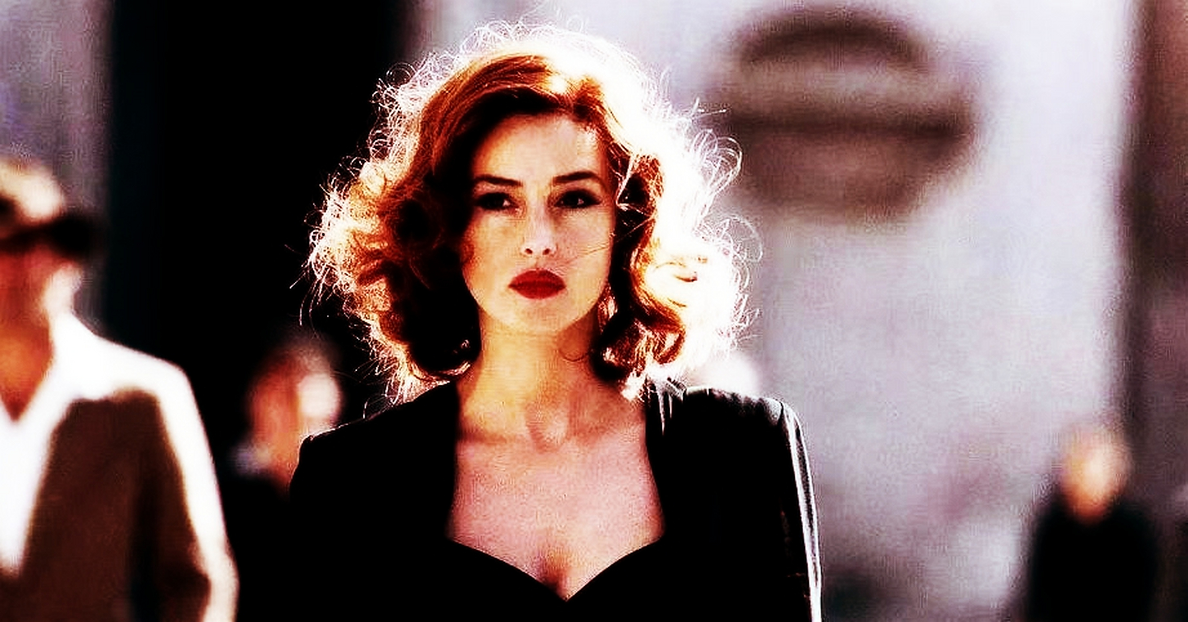 莫妮卡·贝鲁奇是来自意大利的性感女演员,被誉为"地球之花".