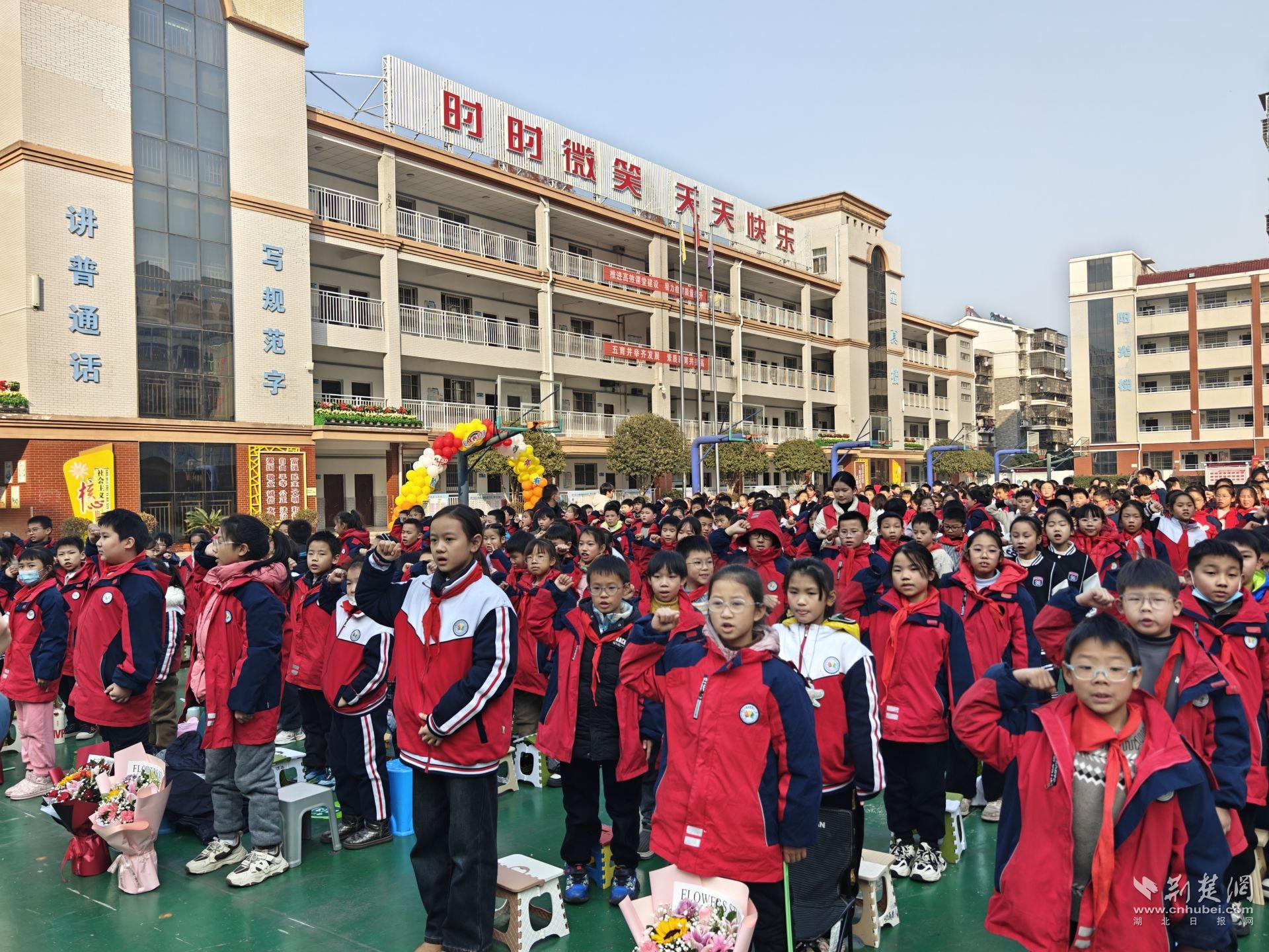 南安市厚德小学图片