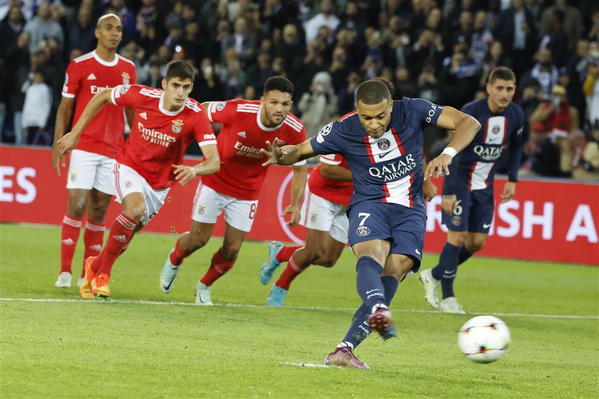 姆巴佩特权消失_记者批姆巴佩：姆巴佩状态不像职业球员_姆巴佩续约争议