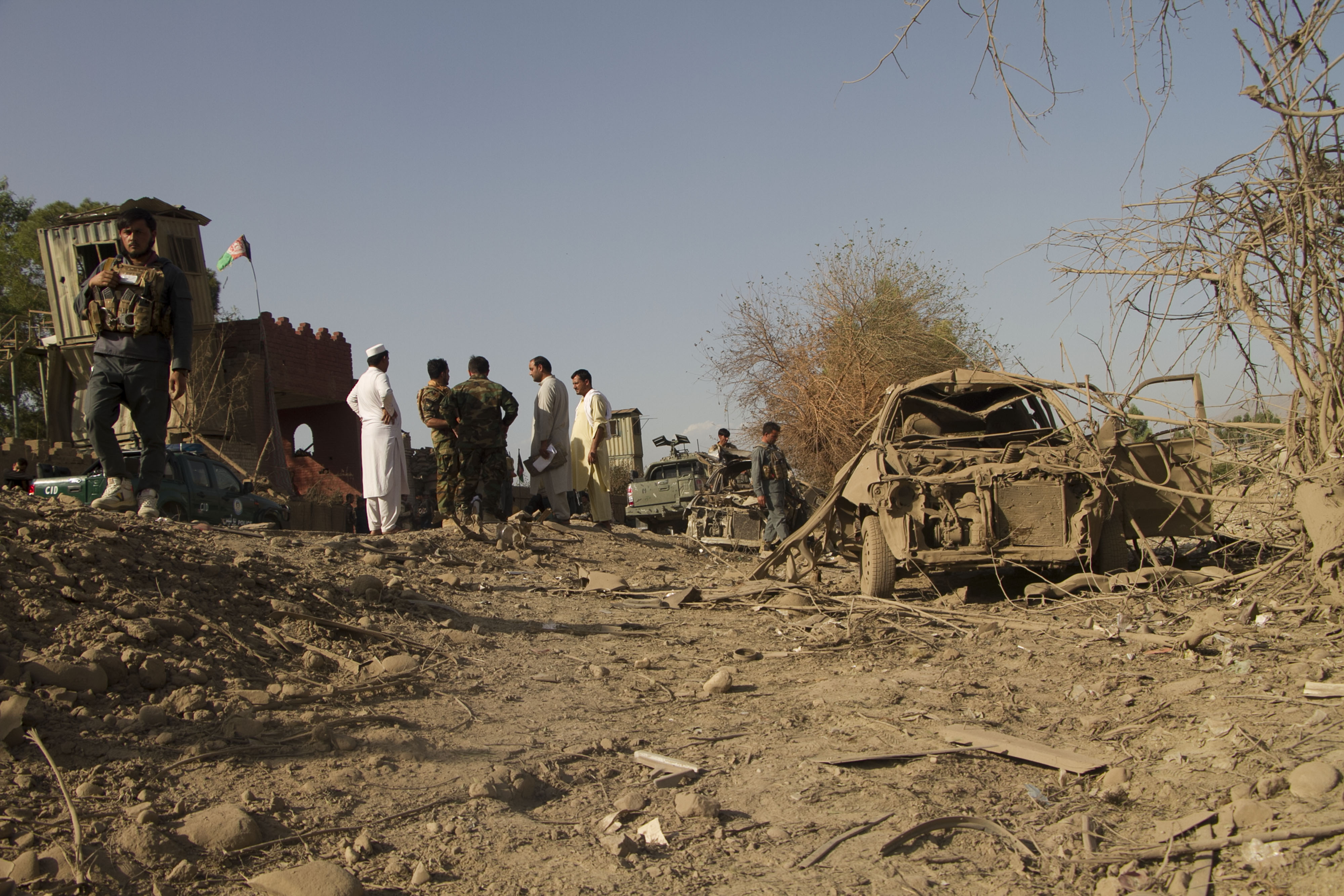 阿富汗东部汽车炸弹袭击致死15人