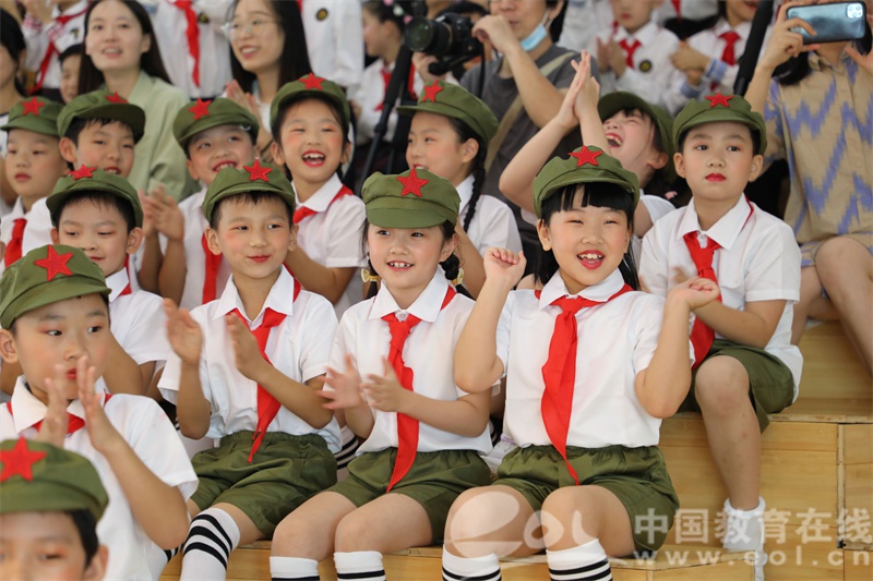 班班有歌声 献礼二十大 杭州市娃哈哈小学开展红歌迎国庆活动