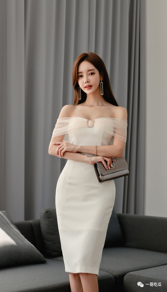 孙允珠:玉彩梦羽星斑曼妙缪斯晚礼裙