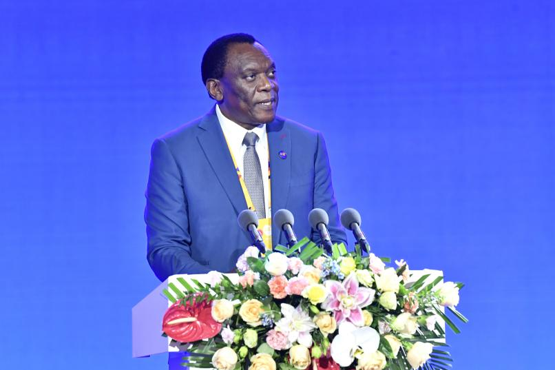 "云端丝路"开启!南非共和国驻华大使来鲁带货