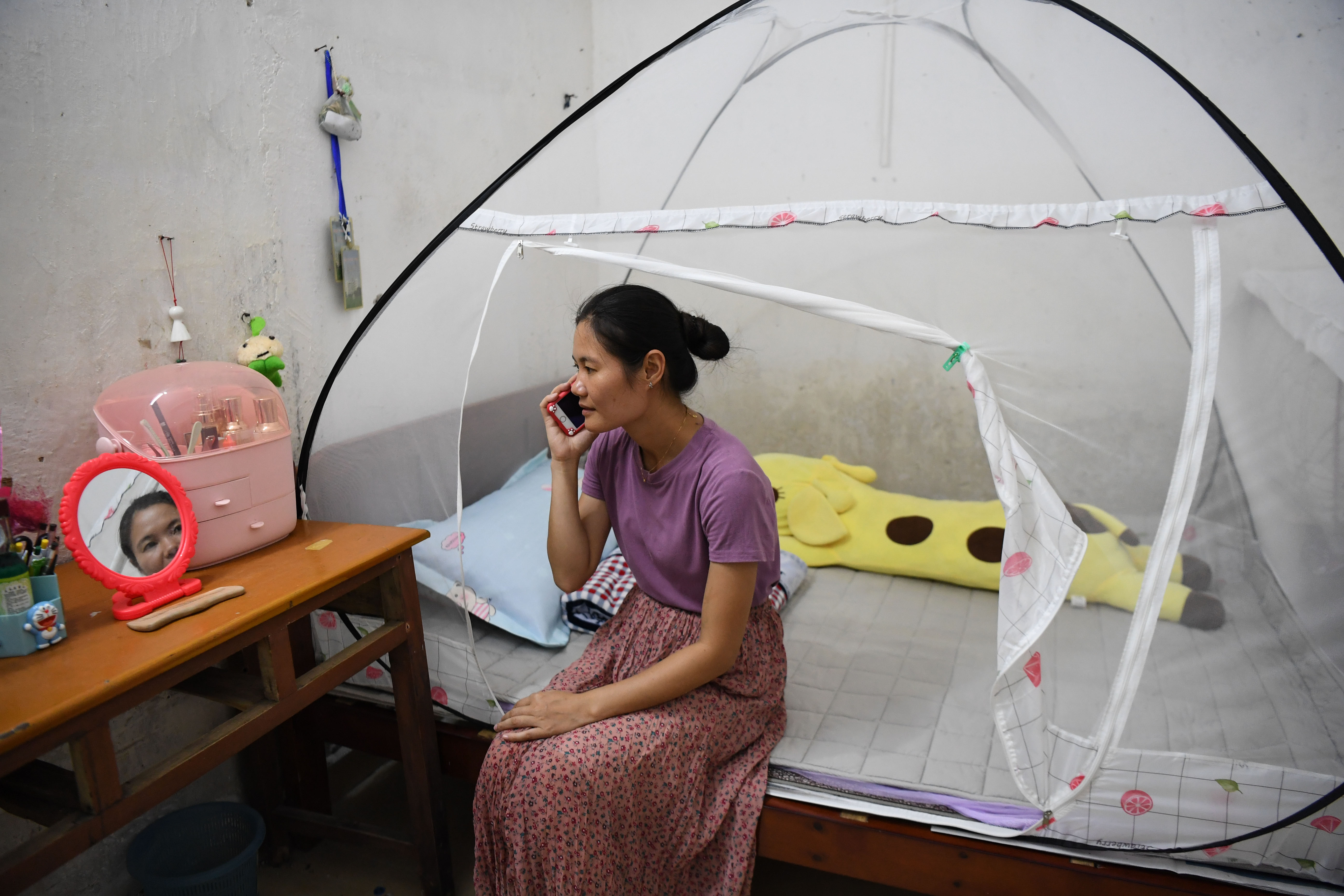 海岛上的支教女教师