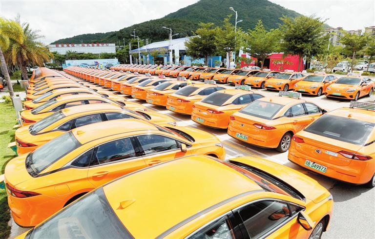 三亚投放1000台"车电分离"模式新能源出租车