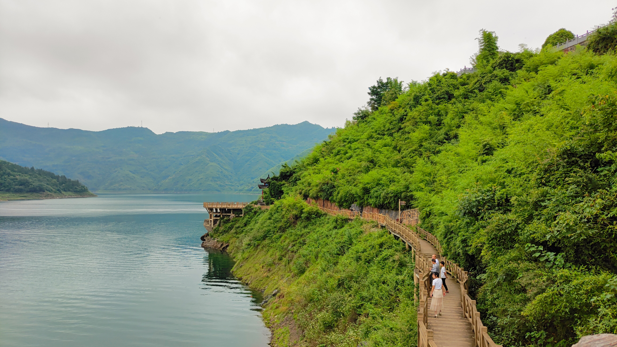 这才是打开圣水湖的最佳方式!