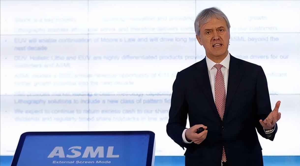 中方新规公布5天,荷兰首相集体辞职宣告,asml:我们不能失去中国