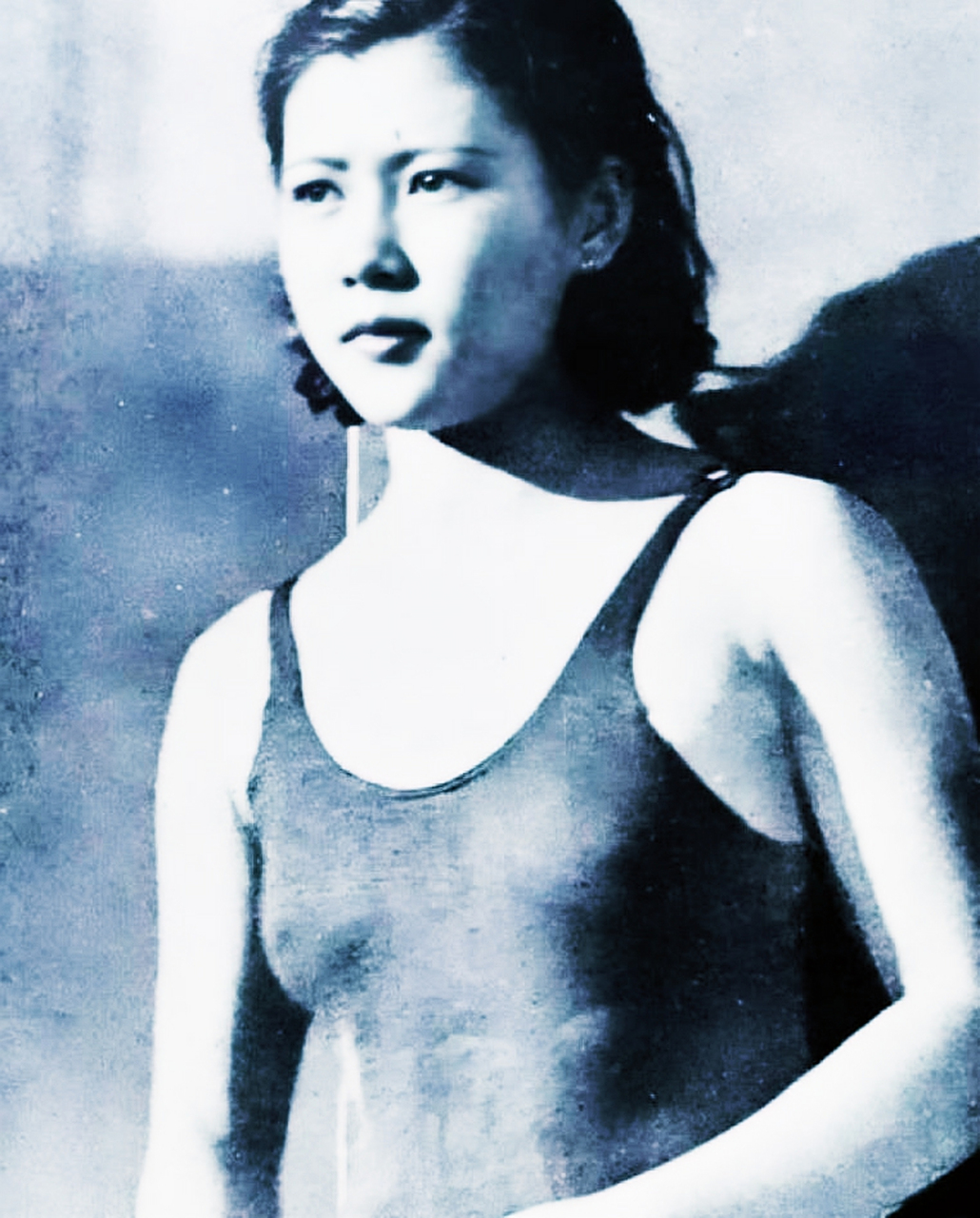 "1936年,18岁的民国"美人鱼"杨秀琼的照片.镜头前的她天生丽质.