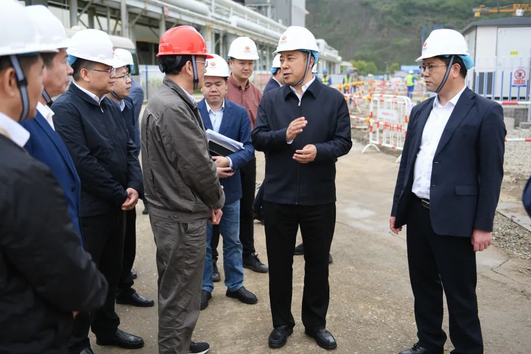 徐仁标督查扩大有效投资"千项万亿"工程进展情况