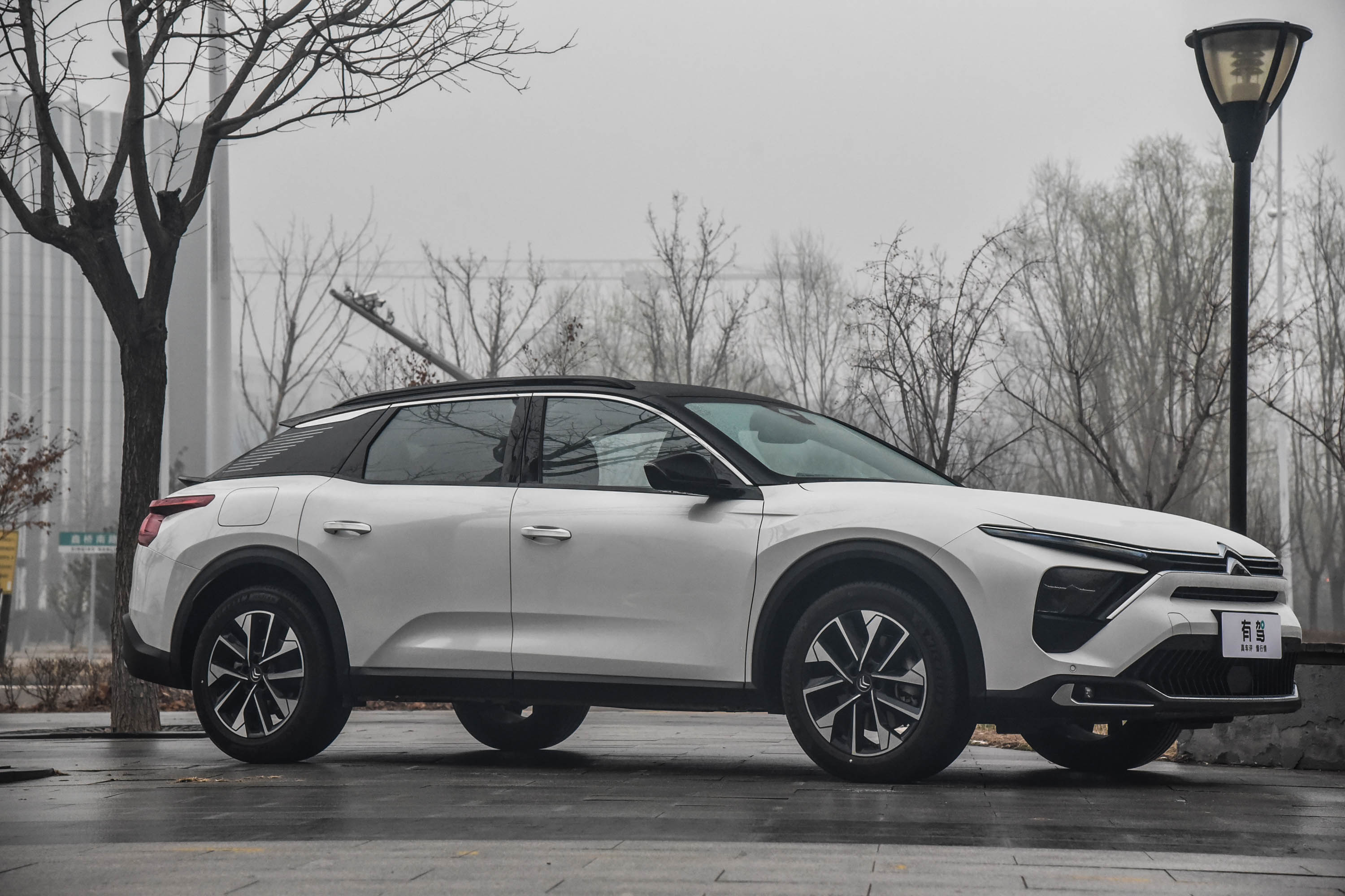 驾值观丨谁说法系车不懂国人?试驾凡尔赛c5 x虎年开门红版