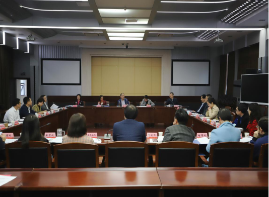 四川省商务厅召开商务领域改革专项小组第十六次会议