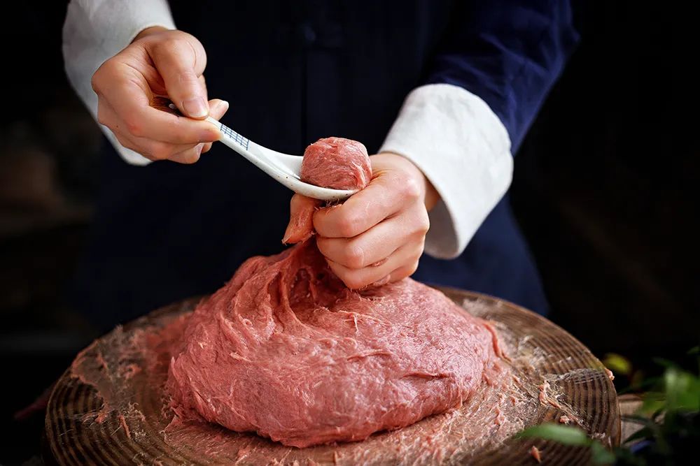 q弹脆爽,一口爆汁,终于体验到潮汕人吃牛肉丸的快乐了