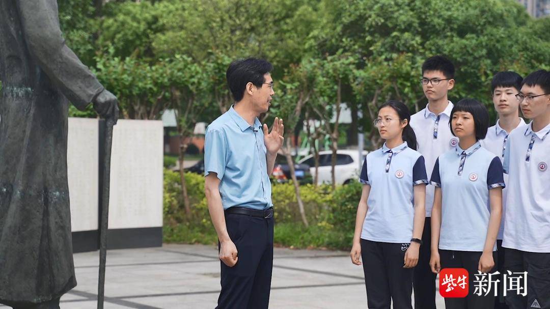 建设中国式现代化61苏州微故事|常熟市中学校长马宁:用科学的精神