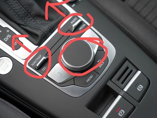 奥迪a3屏幕重启是哪三个键?