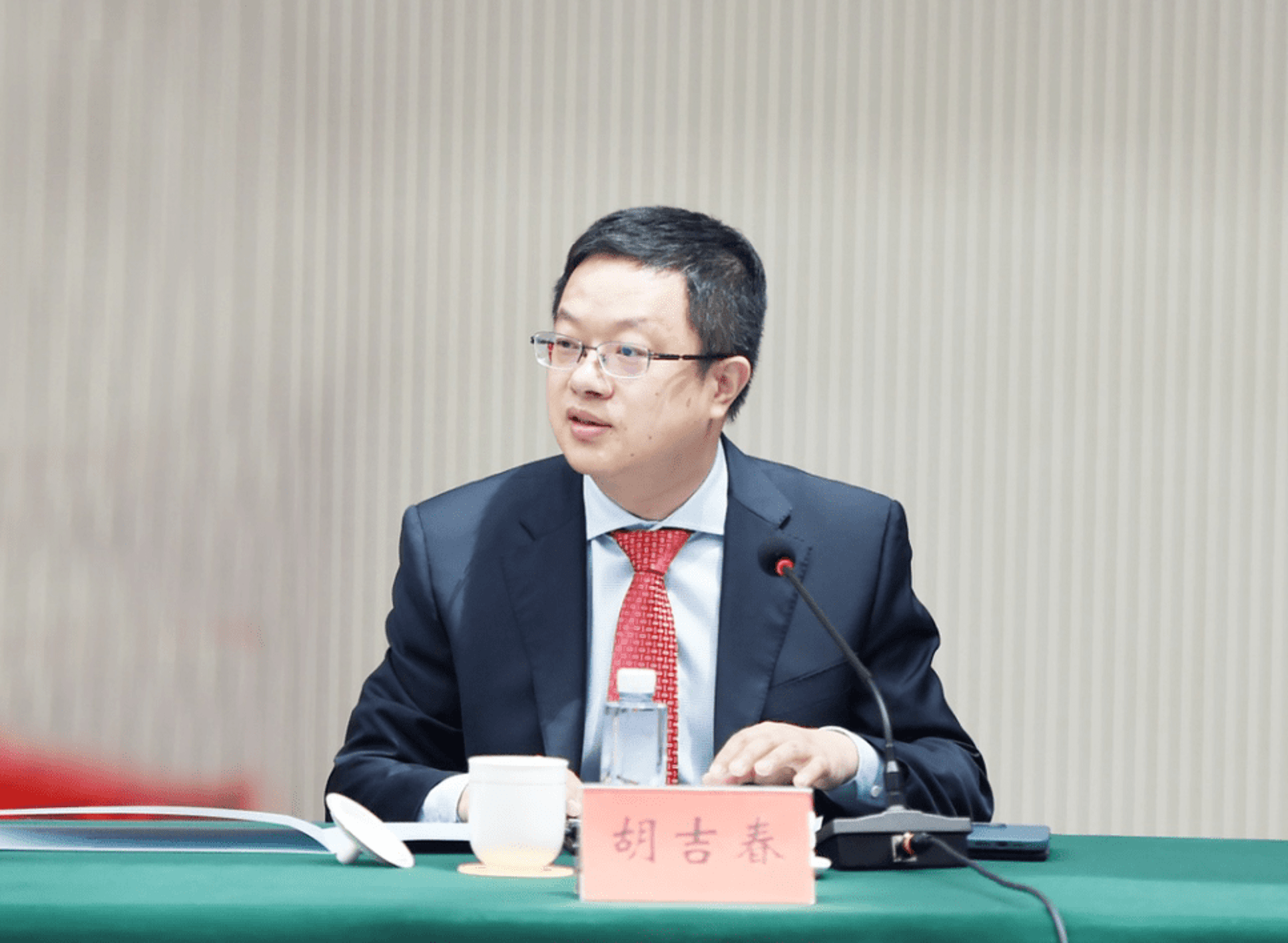 江苏南京"齿轮巨头":创新驱动,科技引领的全球传动领域佼佼者