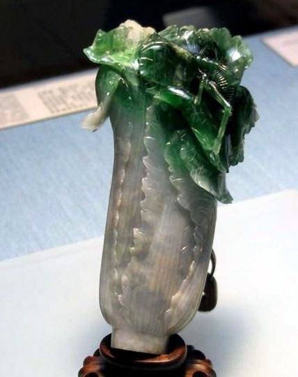 慈禧太后的陪葬品翠玉白菜,真的是珍妃嫁妆吗?珍妃亲侄女这么说