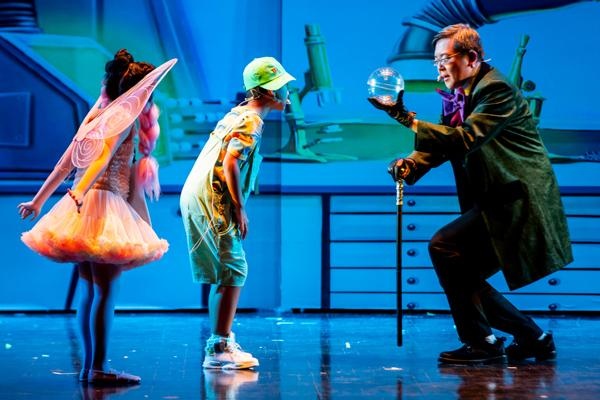 上海有机所等打造科普舞台剧《化学世界历险记》