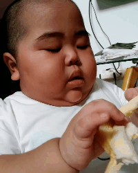 和喜茶联名的小胖子tatan,是怎么靠表情包刷爆朋友圈的?