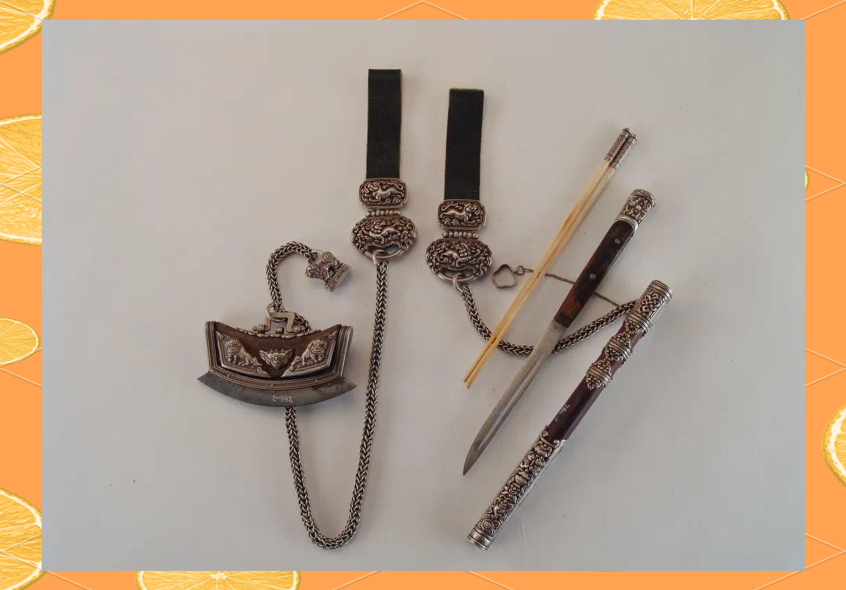 蒙古刀:牧民生活的实用工具还是吉祥象征