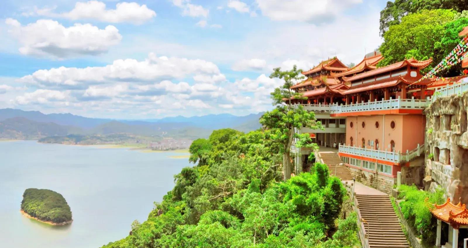 福建省福州市拥有国家4a级景区16个,第一批列举8个共享