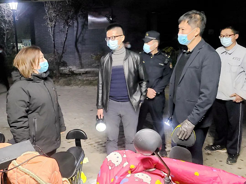 通州于家务乡开展夜查筑牢安全防线-通州律师事务所,通州离婚律师,通州债务纠纷,通州刑事律师,通州遗产继承,通州拆迁补偿律师,通州劳动仲裁,通州工程建筑纠纷,通州医疗事故纠纷,通州交通事故赔偿律师