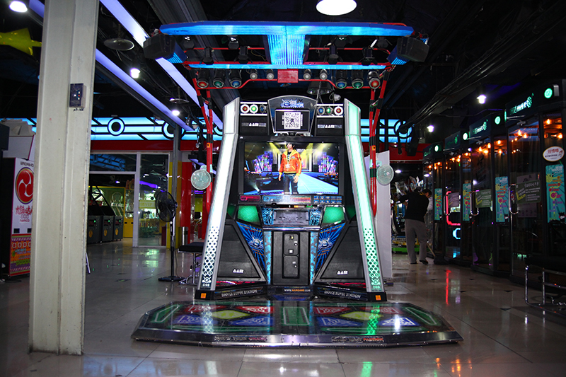 二手原装e舞成名大型游戏机跳舞机图片视频