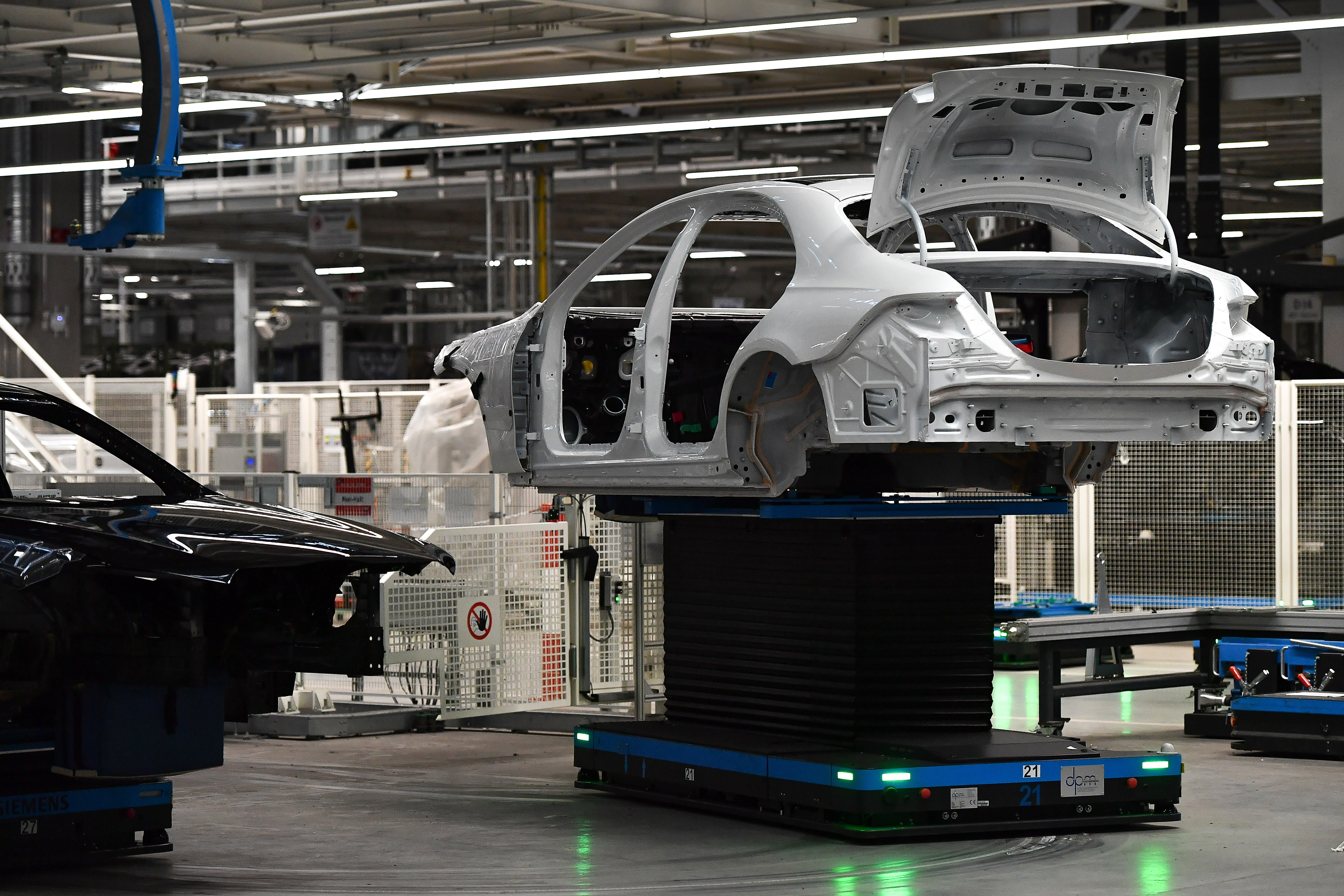 德国辛德尔芬根的梅赛德斯-奔驰汽车工厂