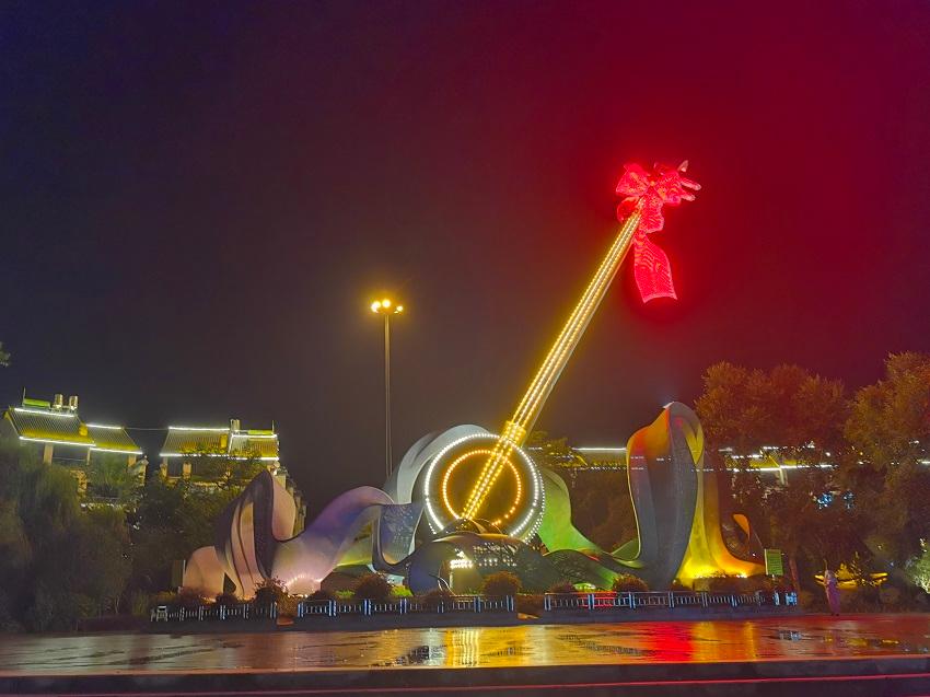 云南景东:公园,广场提升县城"颜值"