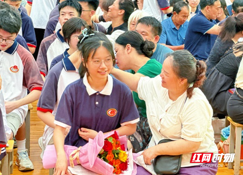 组图|临武一中:跨过时光门槛 见证青春成长