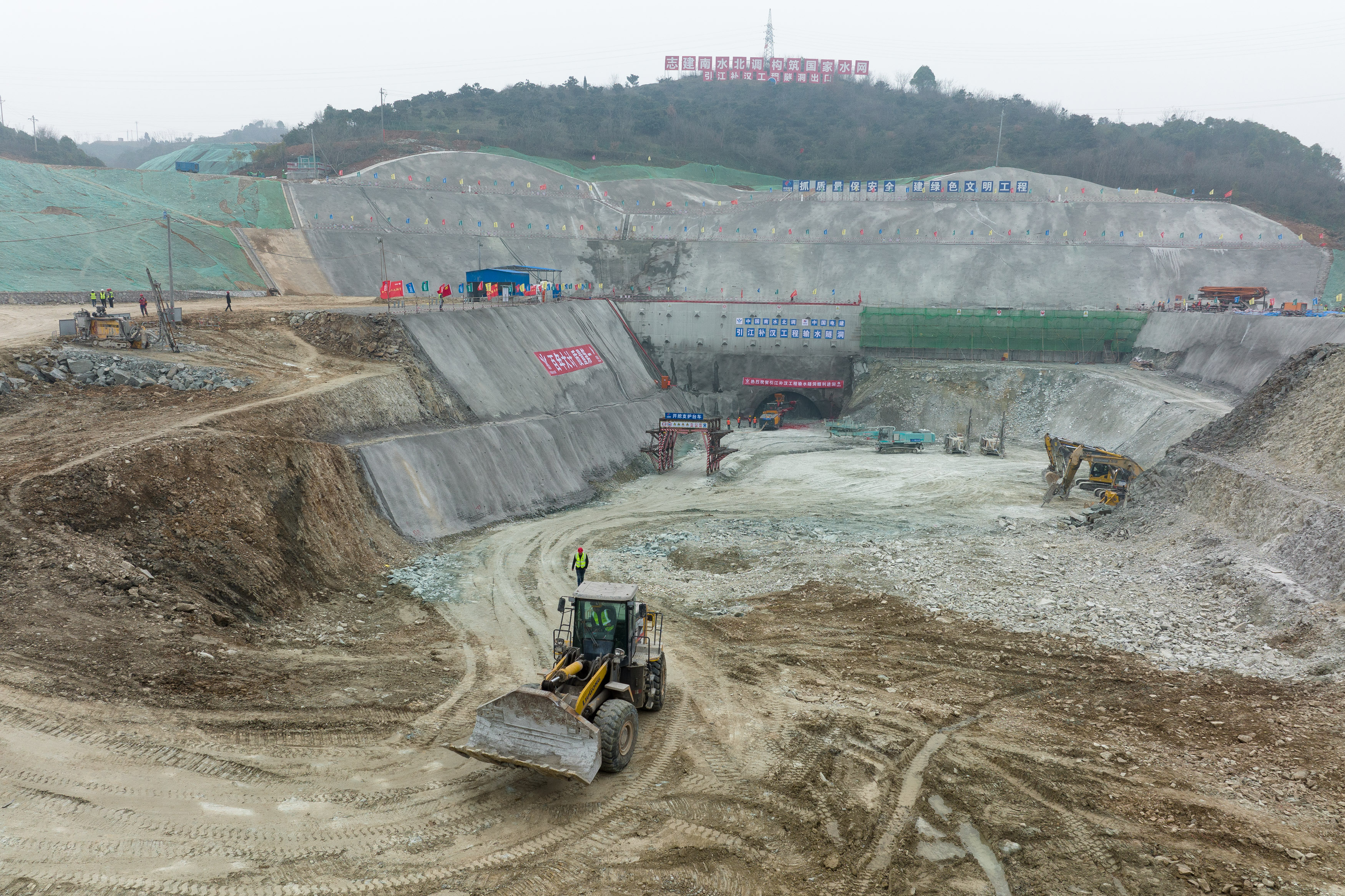 引江补汉工程进入主体隧洞施工阶段