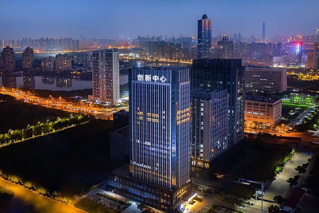 金银湖创新中心于2019年4月成立,地址位于金银湖北街8号,建筑面积2万