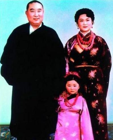 十世班禅大师的女儿:5岁父亲圆寂,13岁独闯美国,后来咋样了?