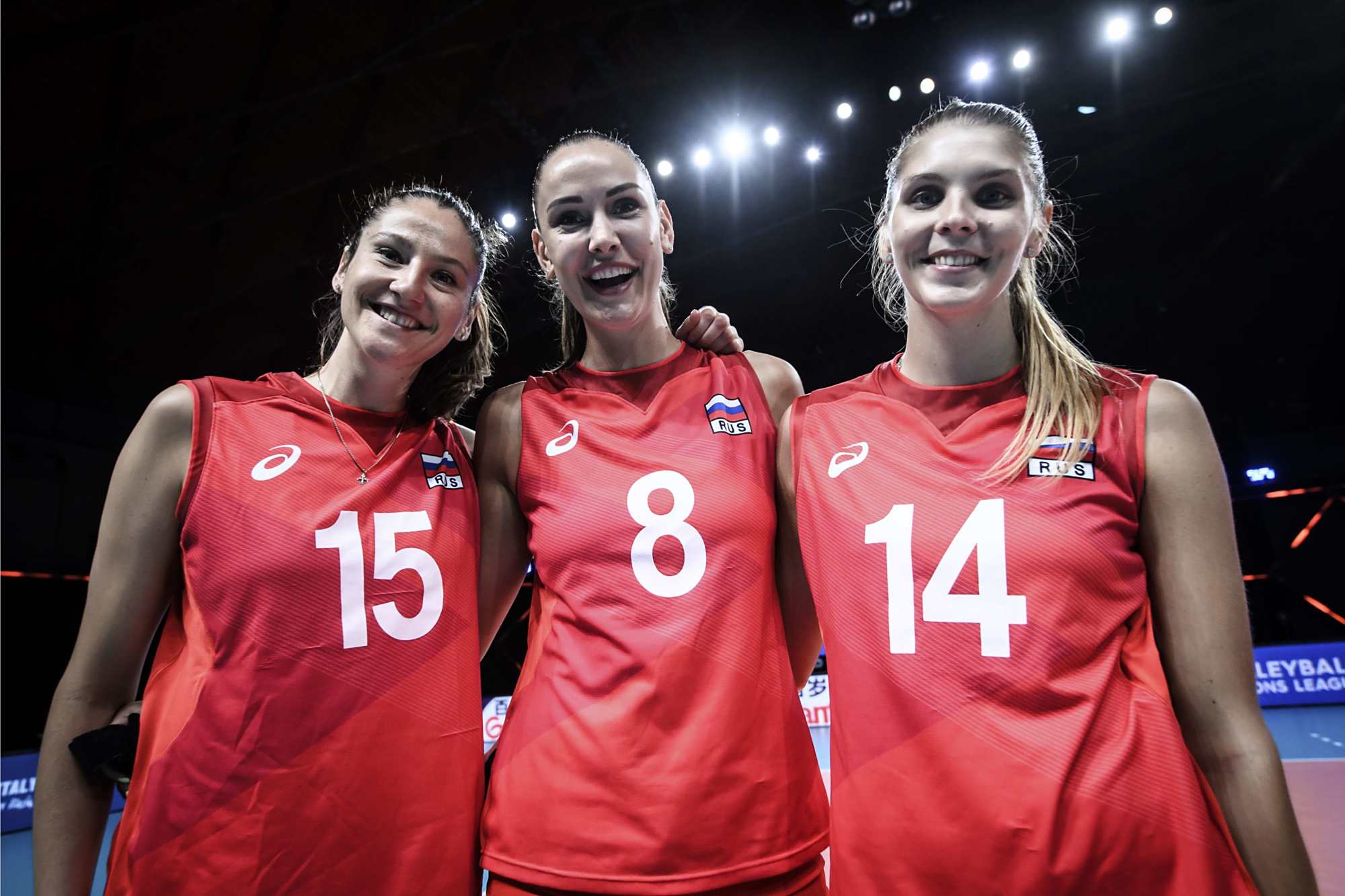 女排锁定央视cctv5 孙鹏耀解说中国战俄罗斯 看朱婷和谁搭档主攻