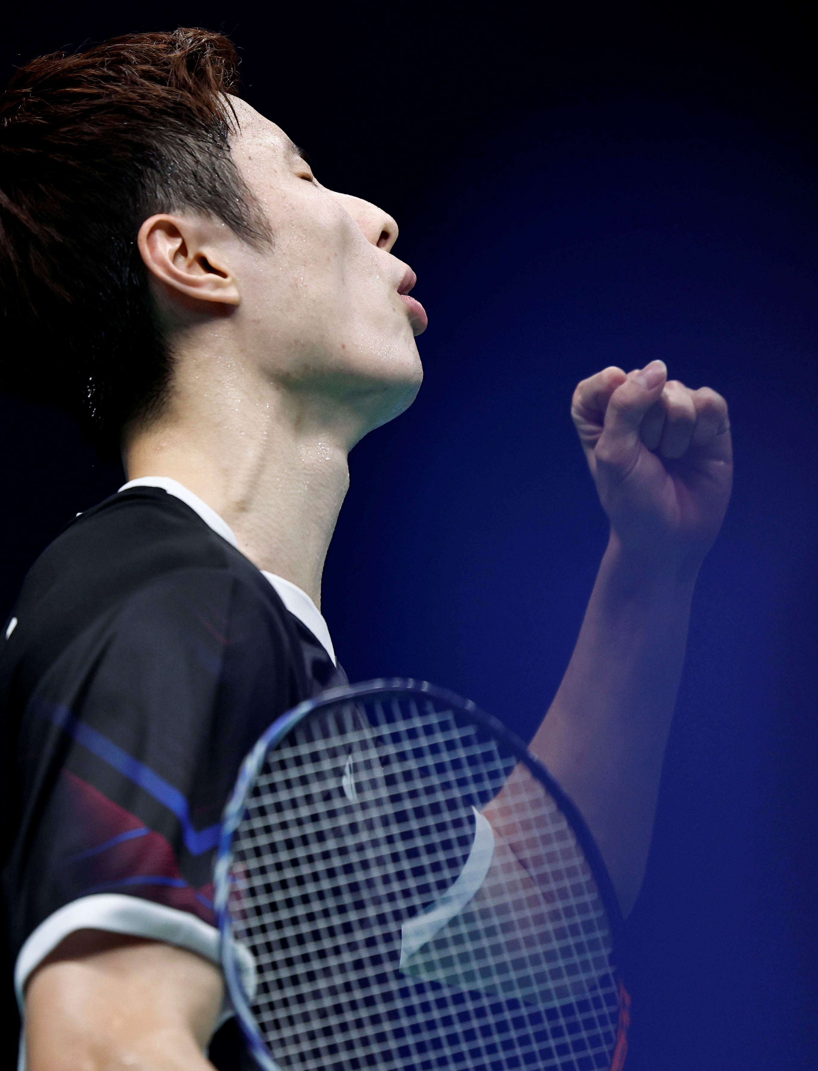 羽毛球——男子单打:石宇奇晋级半决赛