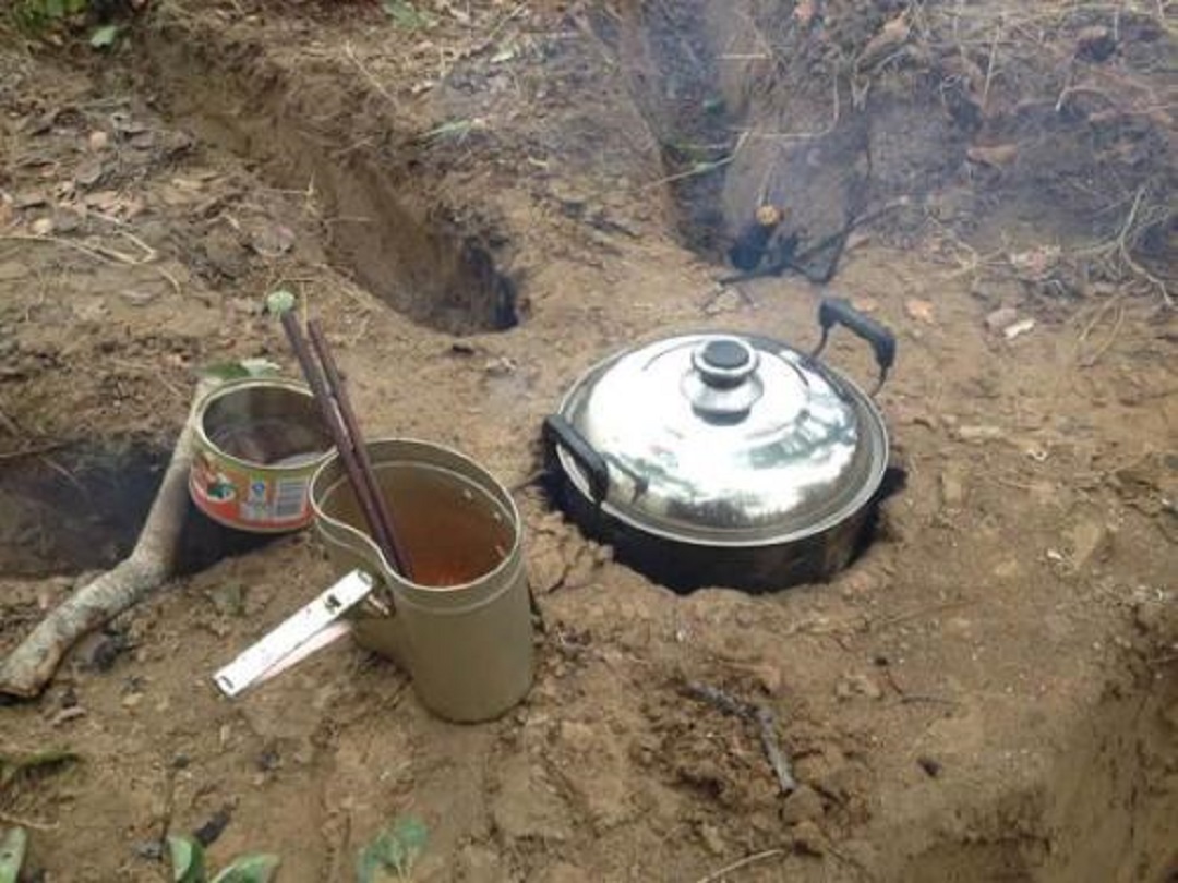 越军挖无烟灶,烟雾贴地走,被老外称为奇迹,殊不知是我军玩剩的