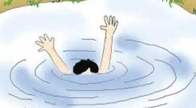 有人掉到河里了快来人帮忙啊