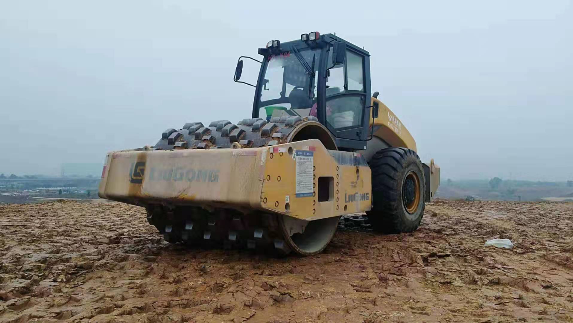 昊远机械羊角碾的特点和使用范围有哪些?